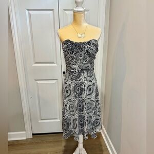 White House Black Market Black and White Sundress